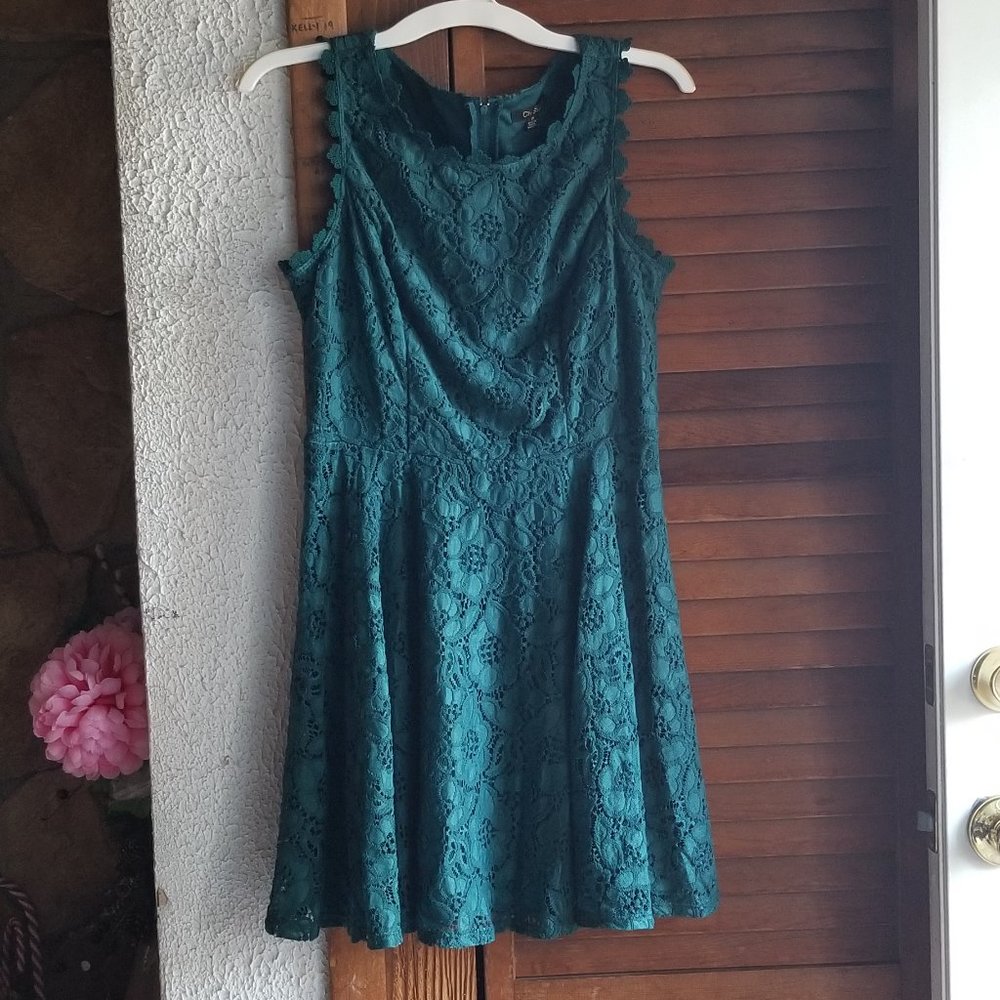 City Studio size 11 sleeveless cocktail/party dress